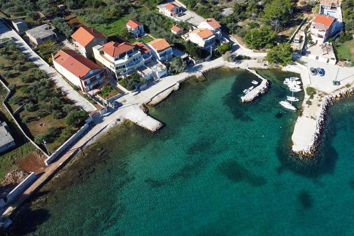 Villa pour 6 personnes, avec Balcon et Terrasse à Kali - 4