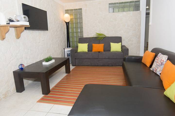 Gîte pour 6 personnes, avec terrasse dans Fort-de-France - 2