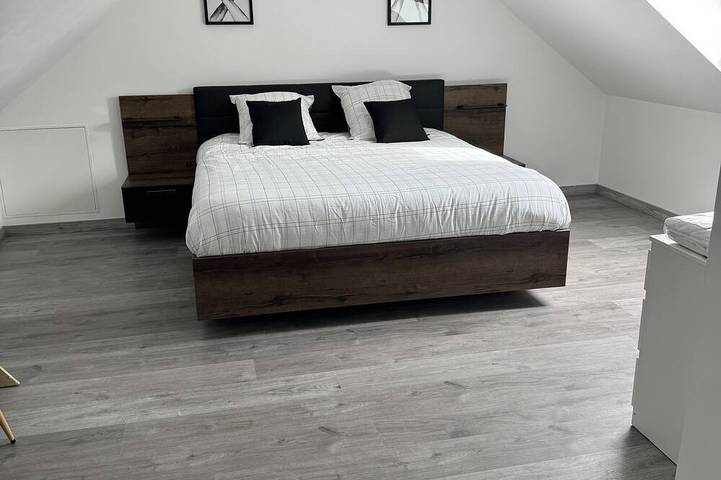 Location de vacances pour 6 personnes, avec jardin et terrasse à Quettehou - 3