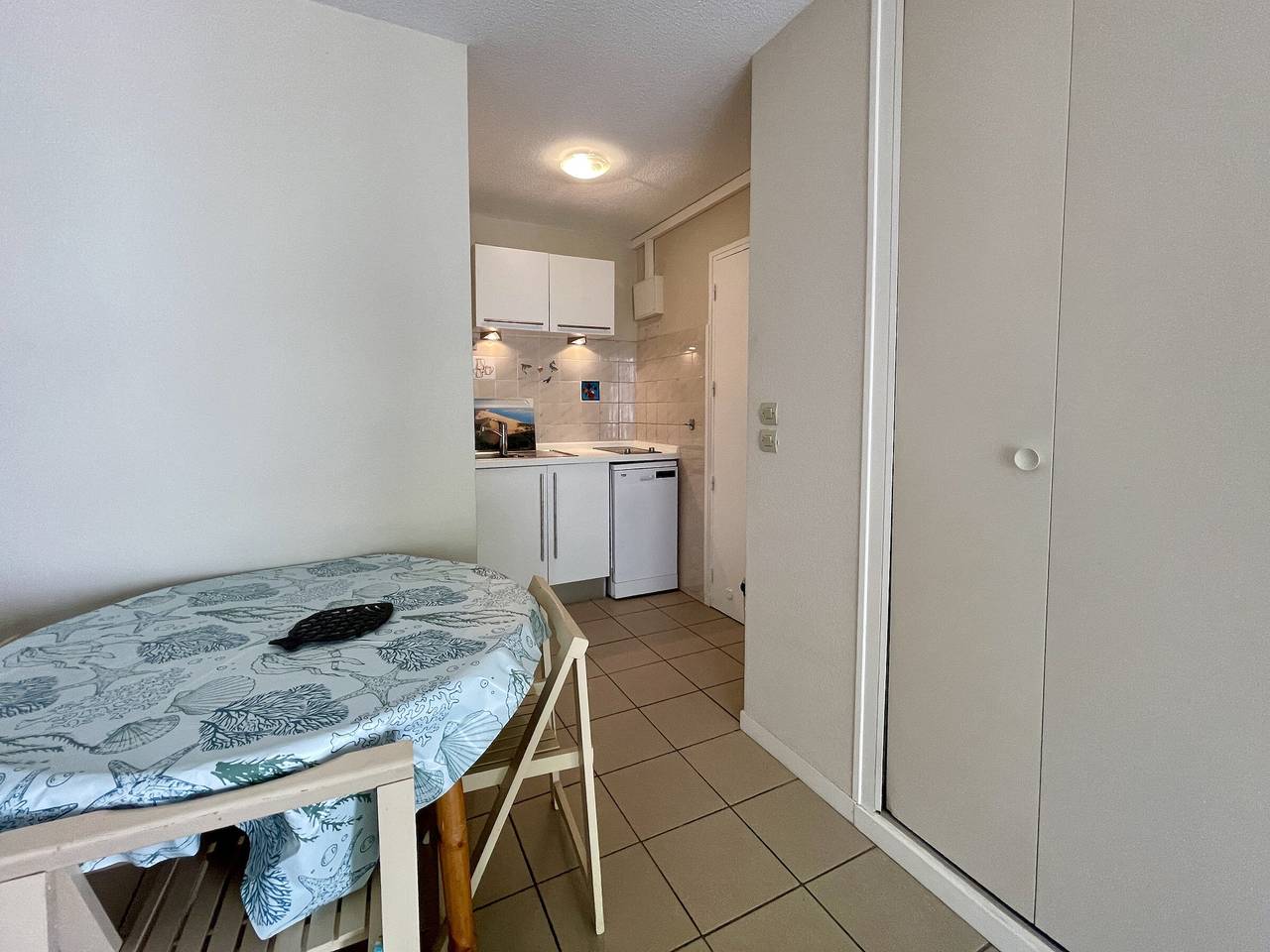 Appartement entier, T2 cabine avec grande terrasse sans vis à vis, parking privatif, à 100m des plages in Pyla Plage, La Teste-de-Buch