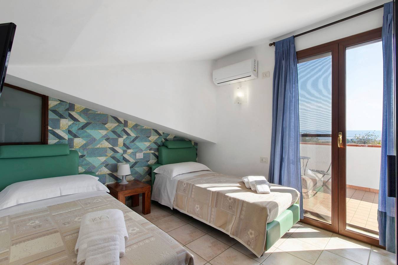 Villa Ristòries Room 3 with Terrace, Wi-Fi, and Air Conditioning in Matera, Piana del Metaponto