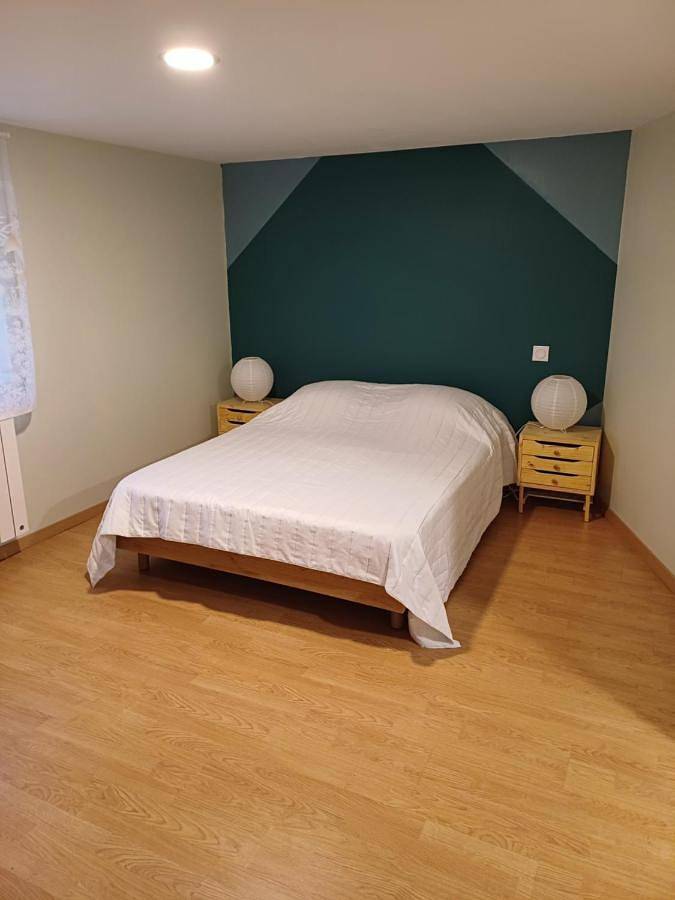 Location de vacances pour 6 personnes, avec terrasse à Bignan - 2