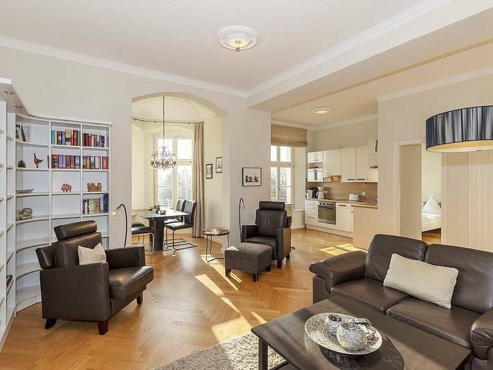 Ferienwohnung für 4 Personen, mit Balkon und Garten sowie Sauna in Bastorf