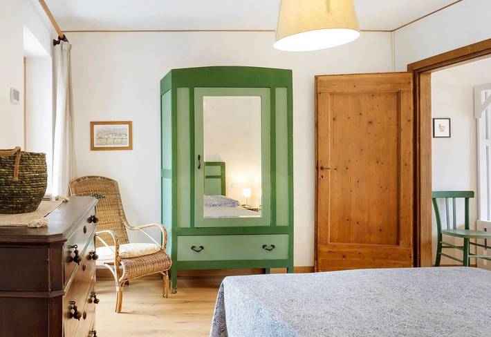 Doppel- und Zweibettzimmer 2 mit Seeblick, WLAN und Klimaanlage in Tarzo, Südliche Karnische Alpen