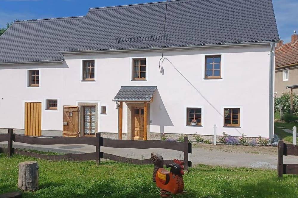 Ganze Wohnung, Ferienhaus \"An der Kleinen Spree\" - Ferienhaus mit 3 Schlafzimmern in Malschwitz, Oberlausitz-Niederschlesien