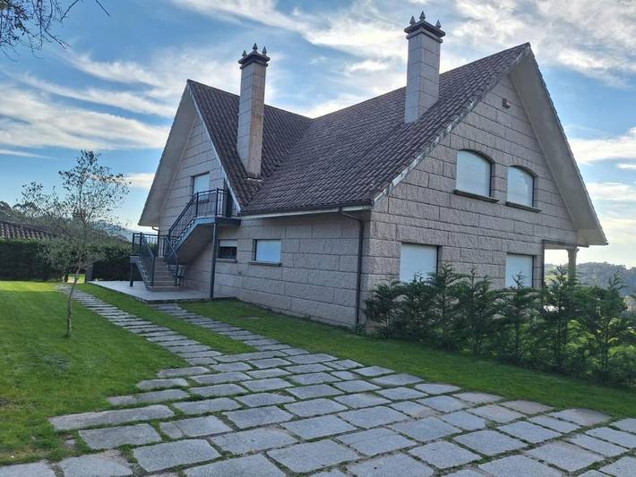 Gîte pour 10 personnes, avec piscine et jardin ainsi que vue et terrasse à Gondomar - 4