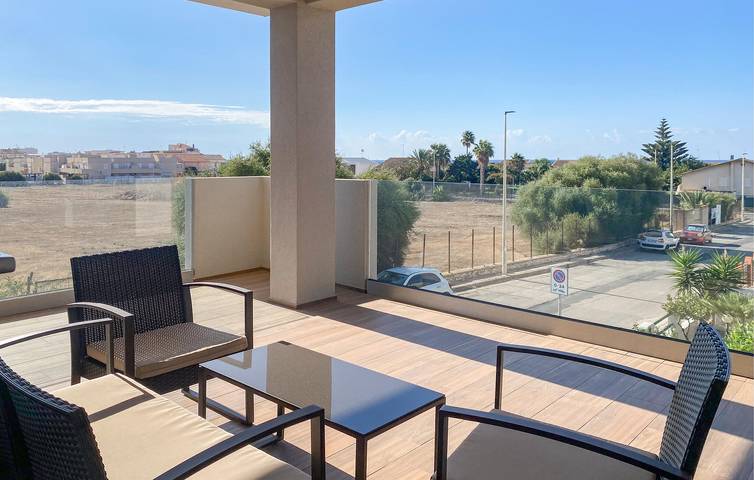 Ferienwohnung für 8 Personen, mit Terrasse in Marina di Ragusa - 2