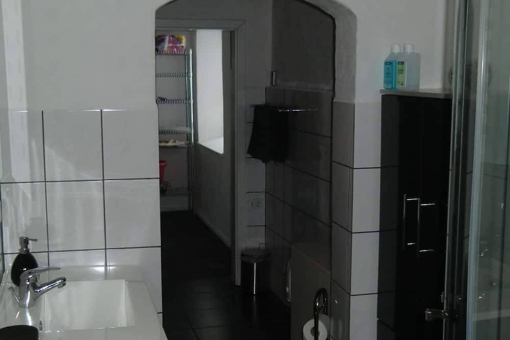 Ganze Wohnung, Ferienwohnung 84 m für 3 Personen in Mörlenbach, Bergstraße