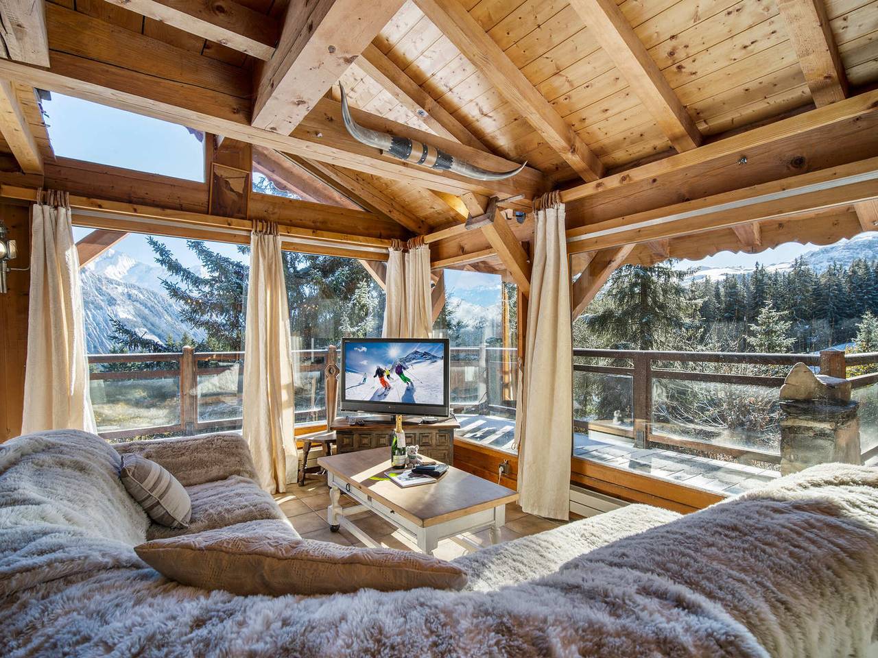 Authentisches Chalet in Courchevel 1850 mit Terrasse und Parkplatz in Courchevel 1850, Saint-Bon-Tarentaise