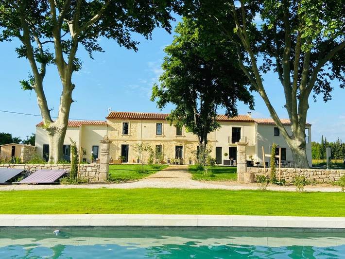 Chambre d’hôte pour 2 personnes, avec jardin ainsi que vue et piscine - 1