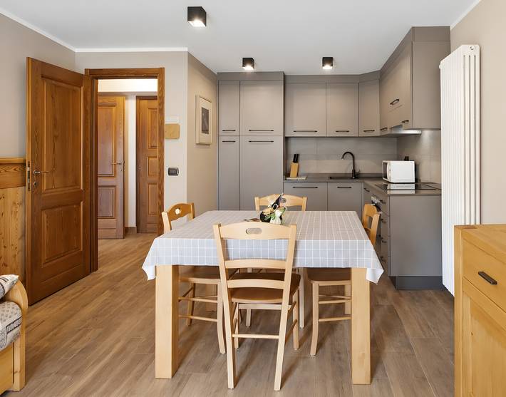 Hel lejlighed, Holiday Apartment '4061 Maison Gerard Torre del Gran San Pietro' in Lillaz (Cogne), Cogne