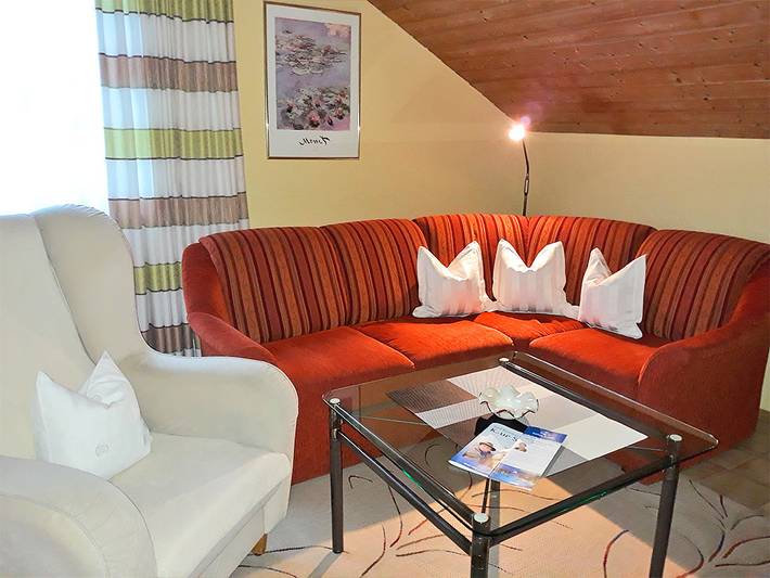 Apartamento inteiro, Gästehaus Baumgartner - Ferienwohnung I in Bad Birnbach, Bayerische Golf und Thermenland