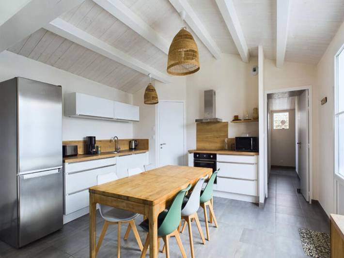 Gîte pour 7 personnes, avec jardin, adapté aux familles dans Plage De La Bosse L Epine - 3