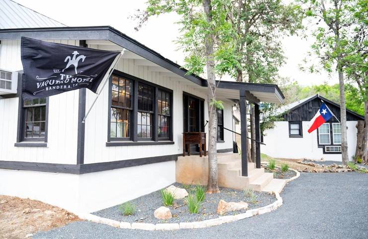 Hôtel pour 4 personnes, avec terrasse et vue, animaux acceptés