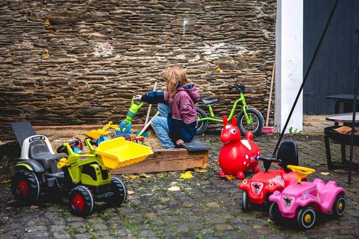 Chalet für 11 Personen, mit Garten und Terrasse sowie Ausblick an der Mosel - 3