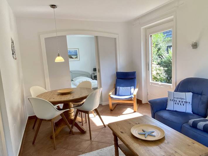 Ganze Wohnung, Gemütliches 3-Zimmer App. für 3-4 Pers. mit Terrasse, Pkw-Stellplatz, Wlan. in Westerland, Sylt (Gemeinde)