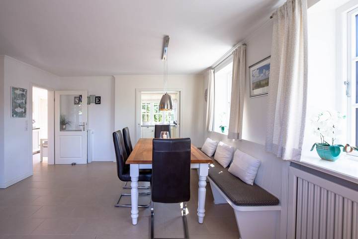 Ferienhaus für 6 Personen, mit Terrasse und Garten sowie Sauna in Wrixum - 4
