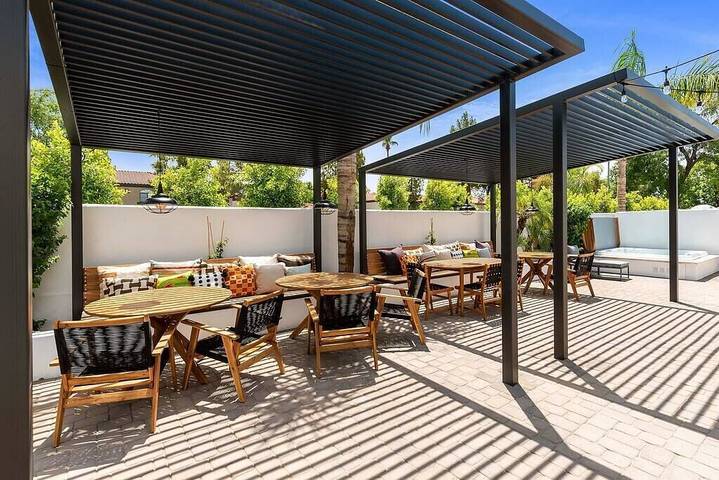Vacation rental for 2 people, with pool and hot tub in Scottsdale