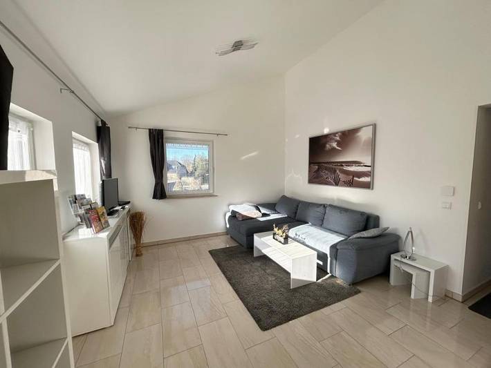 Ferienwohnung für 4 Personen, mit Terrasse und Garten sowie Pool in Blankenhagen