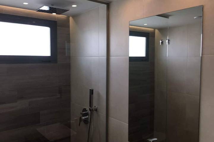 Ganze Wohnung, Geräumige neue 3 Schlafzimmer, 2 Bäder Luxus-Wohnung mit Garage + Abstellraum + Terrasse + Solarium 81m² in Playa Moncayo, Guardamar del Segura