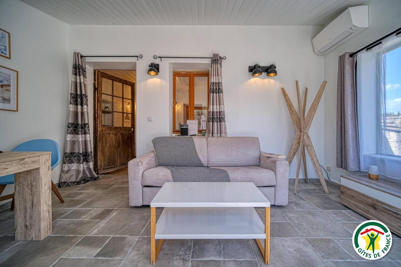 Gîte Le Mirabel in Mirabel-aux-Baronnies, Nyons und Umgebung