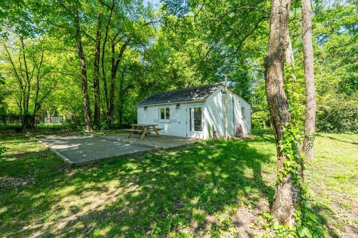 Location de vacances pour 4 personnes, avec vue ainsi que terrasse et jardin à Savonnières
