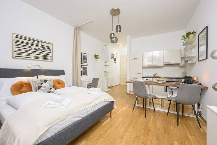 Hütte für 2 Personen, mit Balkon und Garten in Wien