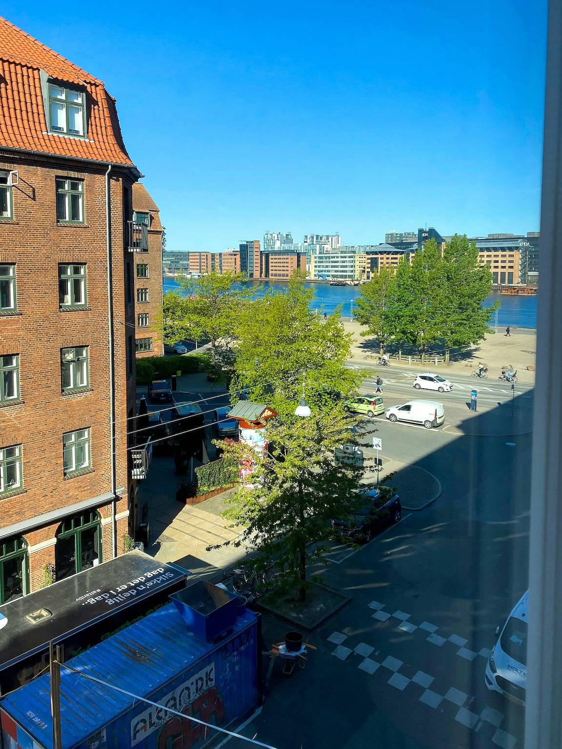 Hel lejlighed, Lejlighed med udsigt til vandet på Islands Brygge in Amager, København