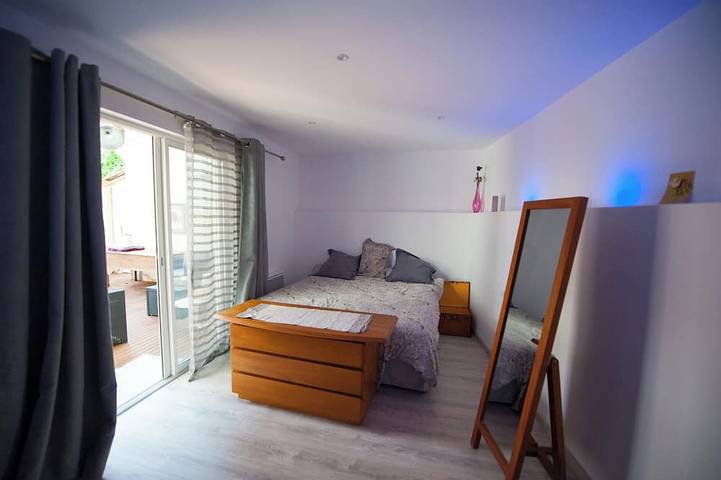 Location de vacances pour 12 personnes, avec jardin à Gabian - 4