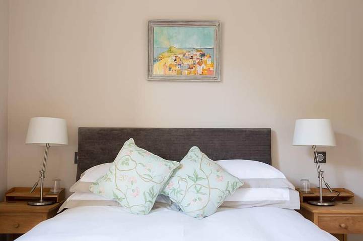 Ganze Wohnung, 5 * bewertungen - Apt in City Centre Exeter, 2 Kingsize-Betten, 2 Bäder, Parkplatz, Fitnessraum, in Exeter, Devon