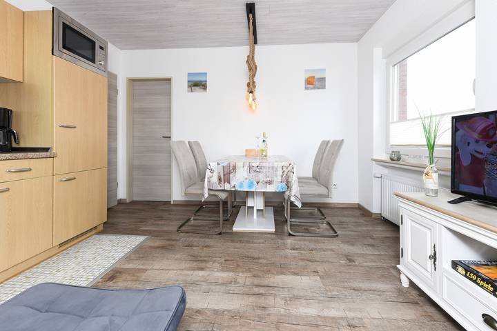 Ferienwohnung für 4 Personen, mit Garten in Neuharlingersiel - 2