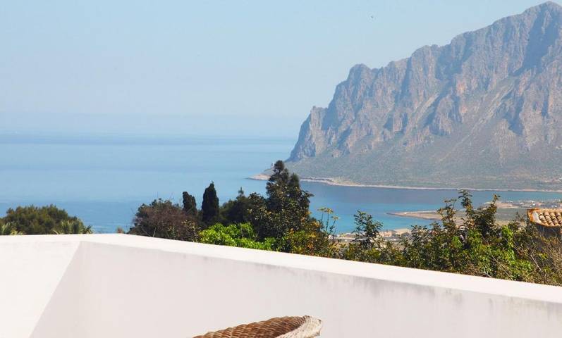 B&b per 2 persone, con Terrazza e Giardino a Valderice