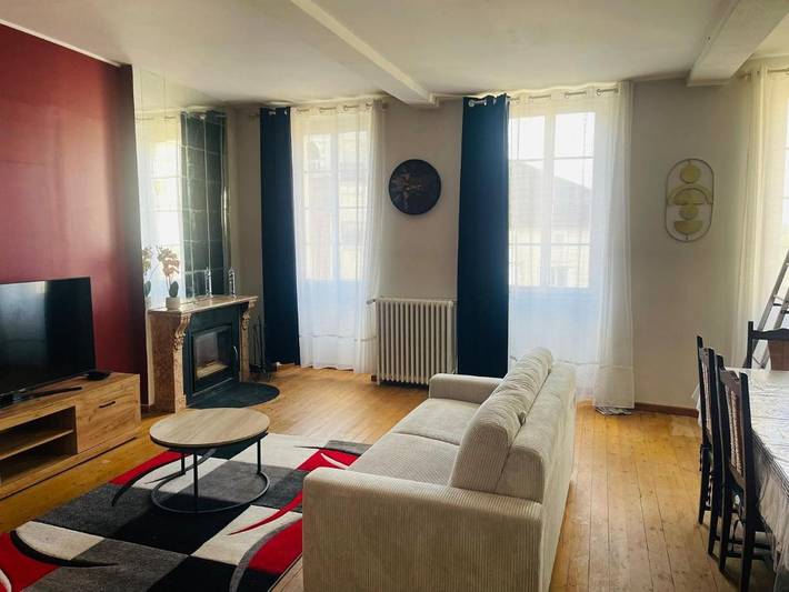 Gîte pour 7 personnes, avec terrasse et vue à Fumel - 2