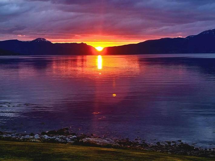 Ferienhaus für 6 Personen, mit Garten und Ausblick sowie Seeblick, mit Haustier in Vestnes - 4