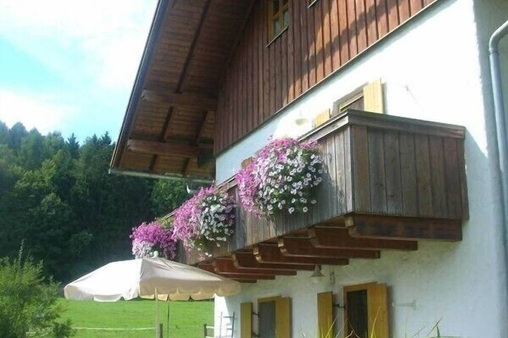 Ferienwohnung für 6 Personen, mit Garten und Balkon