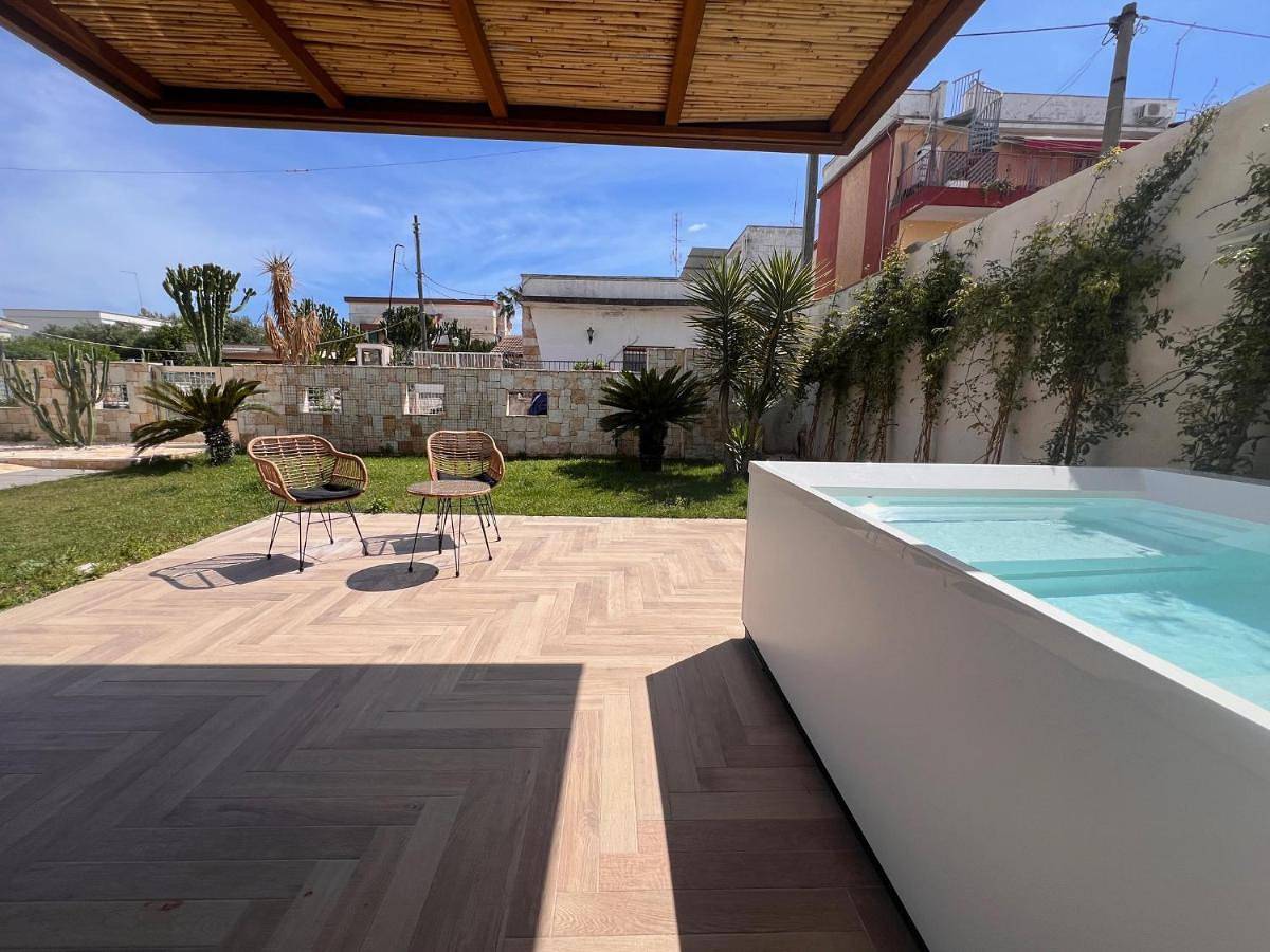 Shah Rooms&relax in Praia A Mare Taranto, Taranto