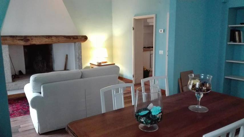 Location de vacances pour 4 personnes, avec Jardin et Vue à Schignano