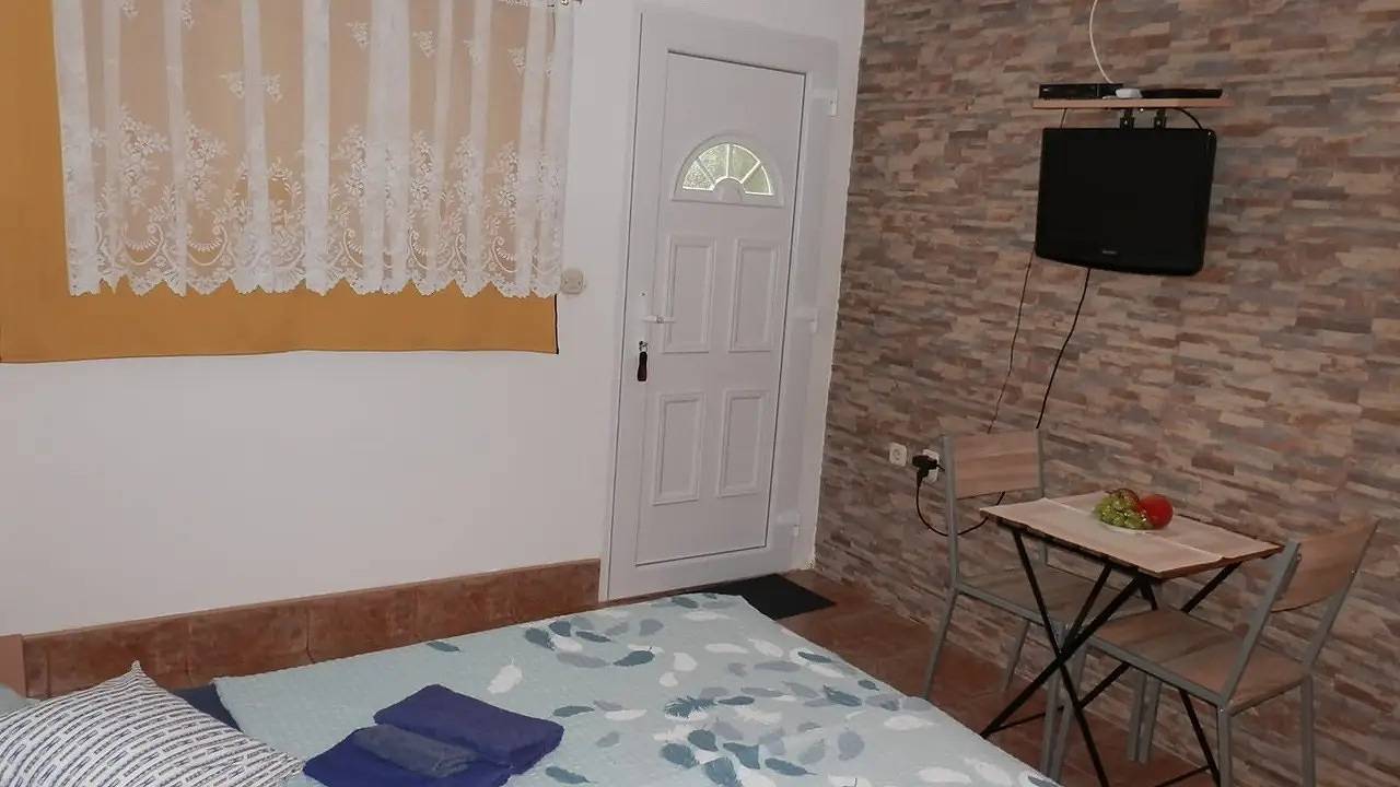 Zimmer für 2 Personen (16 m²) in Silba in Zadar (Kommun), Silba