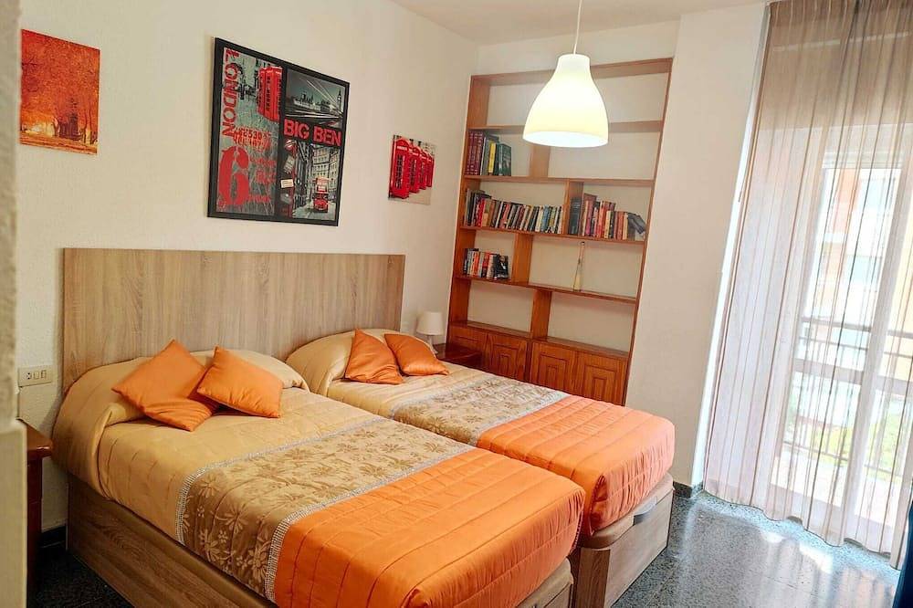 Apartamento entero, Winter Super Prices €1.490€ Wifi,Netflix,Tv Sat Pool,Terrace,Heating175 M Beach, in Las Lagunas, Fuengirola