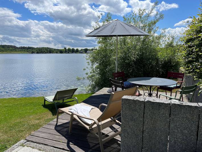 Ferienwohnung für 6 Personen, mit Garten und Ausblick sowie Sauna und Seeblick, mit Haustier in Krakow am See