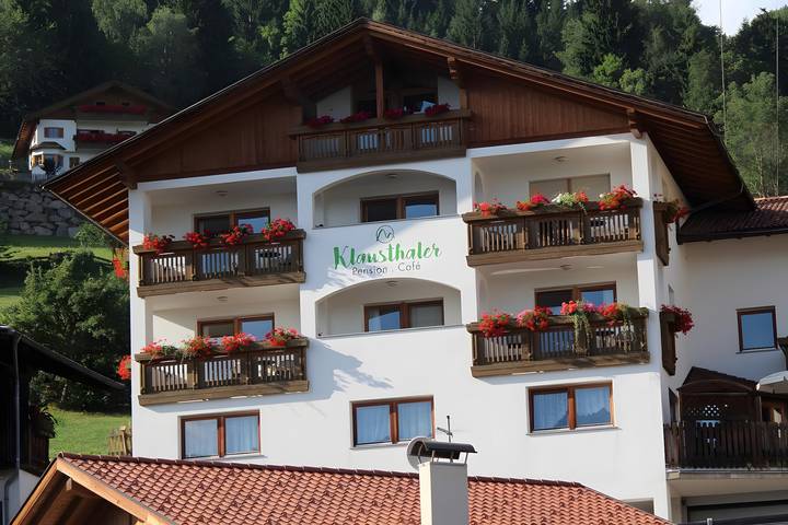 Entire apartment, Apartment 'Klausthaler Ferienwohnung B' with Mountain View, Shared Terrace and Wi-Fi in Mölten, Sarntal Alps