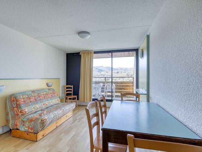 Location de vacances pour 5 personnes, avec balcon en Auvergne