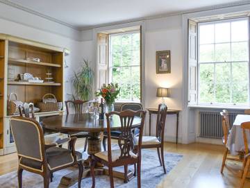 Log Cabin for 6 People in Buxton, Peak District, Photo 4