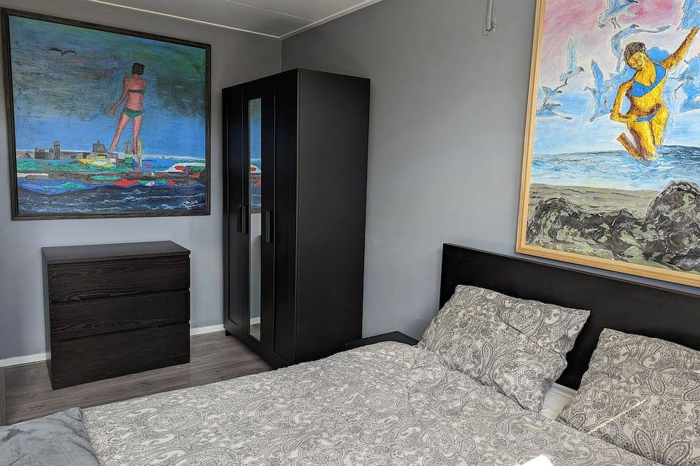 Charming 3-bedroom townhome in Lelystad perfect for your getaway. in Lelystad, Markermeer