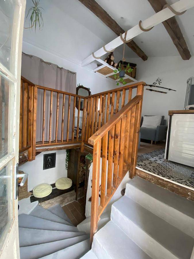 Double Room in Mallemort, Région d'Arles
