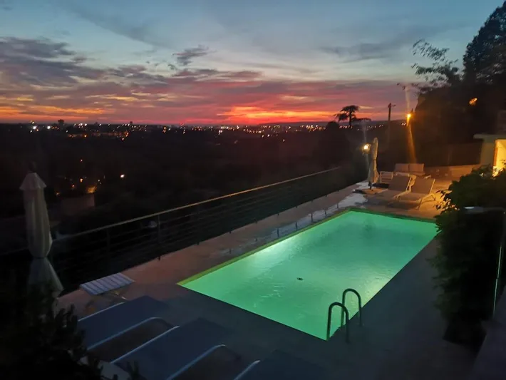 Apartamento de vacaciones para 2 personas, con terraza además de piscina y vistas - 1