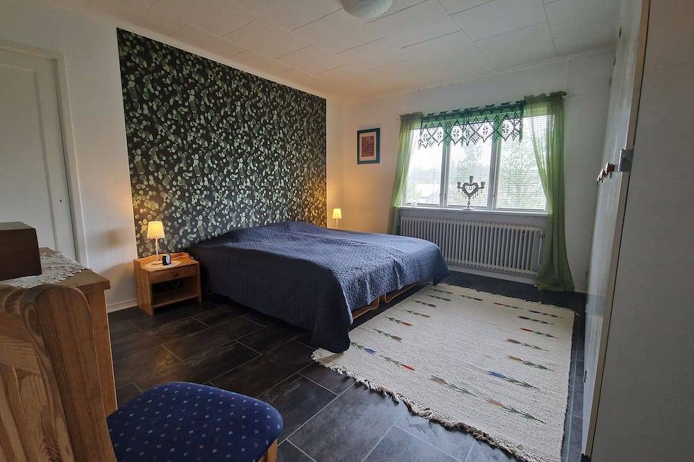 Haus in  Småland , ideal Kinder und  Hundebesitzer mit Wanderweg am Haus in Kronoberg