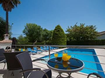 Ferienhaus in Playa del Port de Pollença, Pollença für 8 