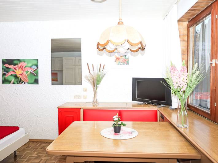Ferienwohnung für 4 Personen, mit Seeblick und Terrasse sowie Garten am Wörthersee - 3