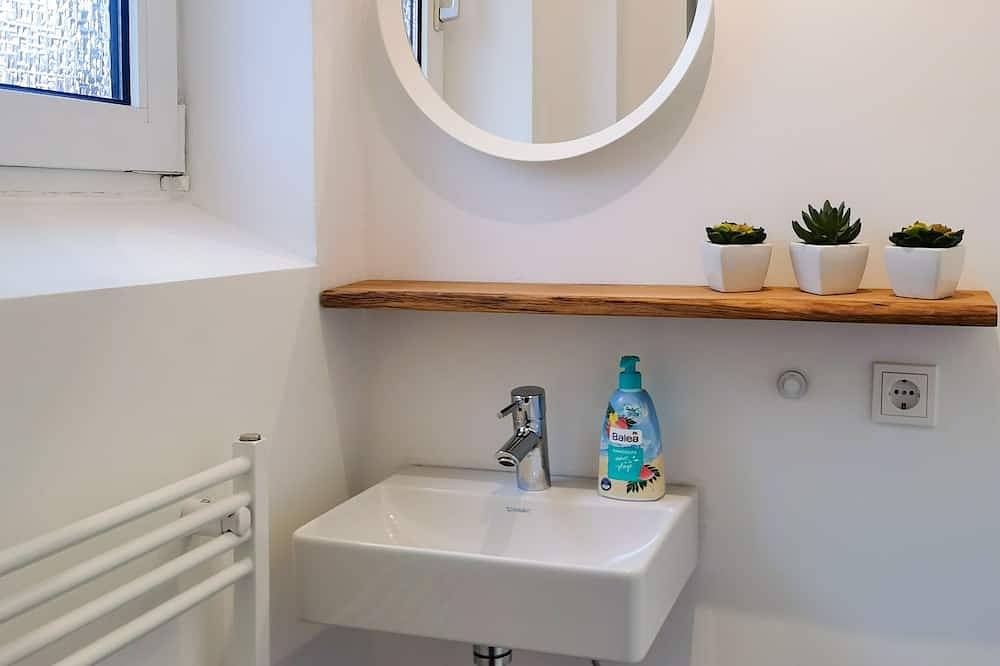 Ferienhaus Oll Smee 9 - Huus Twee mit Strandkorb, eingezäunten Garten und Kamin! in Werdum, Nordseeküste